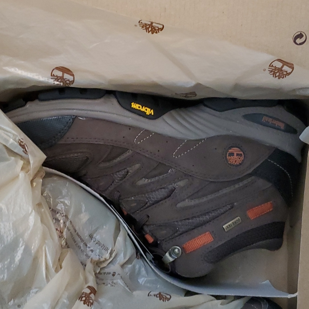 Timberland mens mid hiking boots 10